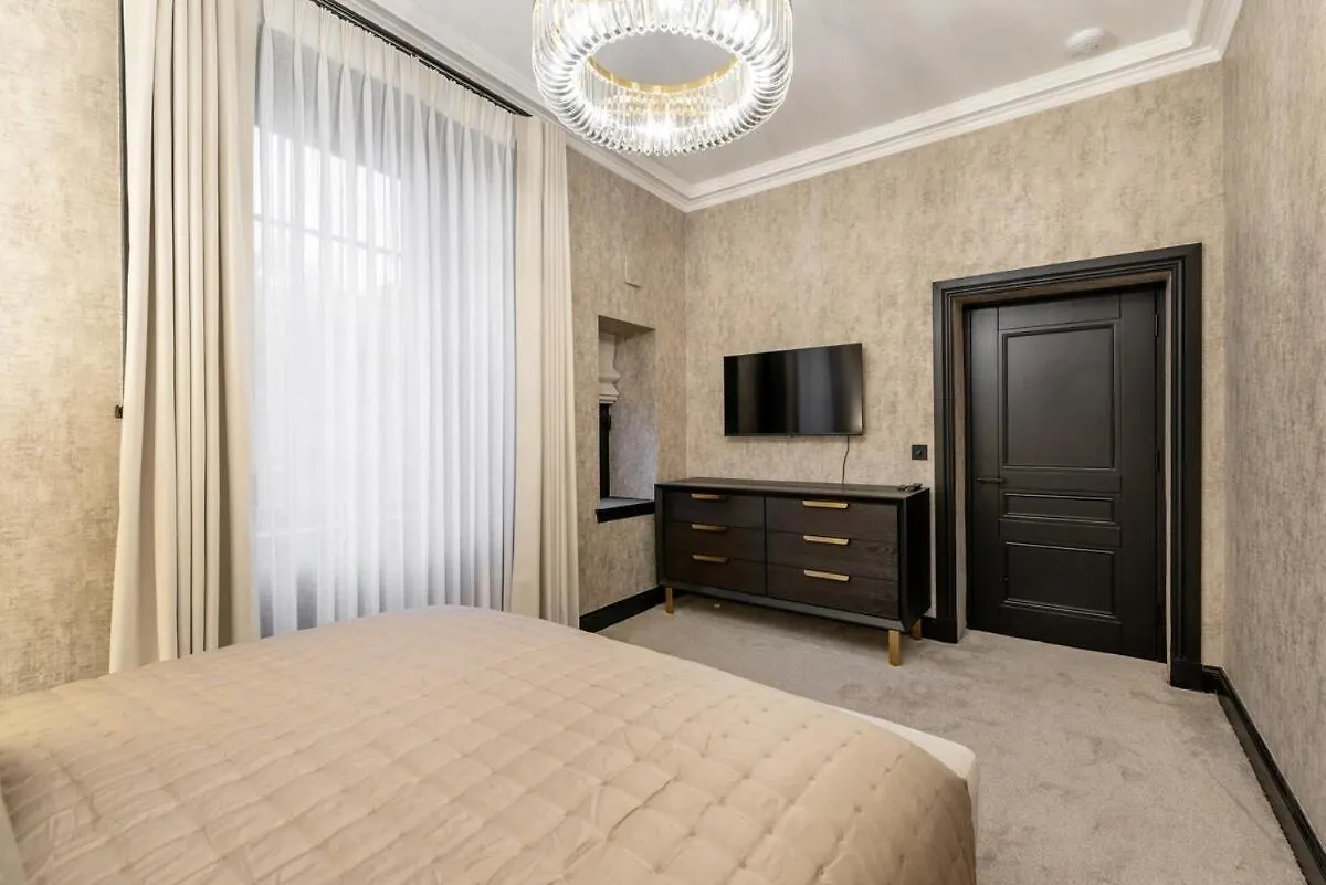Luxury City Centre Retreat - Lux Spa Bath - Romantic Edinburgh