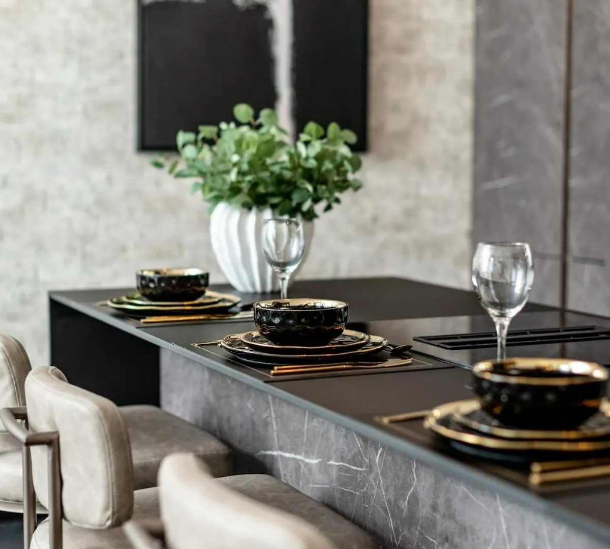 Luxury City Centre Retreat - Lux Spa Bath - Romantic Edinburgh Apartment